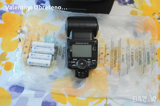 Светкавица Nikon speedlight sb 700, снимка 6 - Светкавици, студийно осветление - 55767929