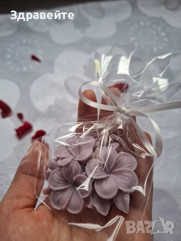 Глицеринови сапунчета "Виолетки" с аромат на виолетки и ванилия + подарък , снимка 3 - Козметика за тяло - 53098355