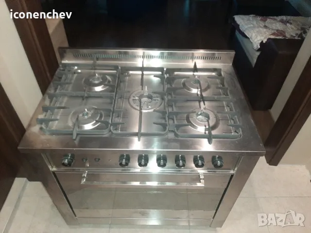 Газова печка с електрически грил Ariston Hotpoint Cucina PRO 95 gt0.1, снимка 3 - Печки, фурни - 48235802