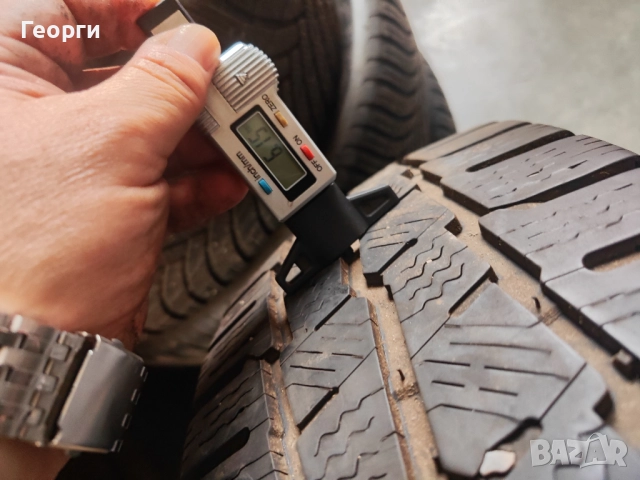 2бр.зимни гуми 215/60/17C Michelin, снимка 2 - Гуми и джанти - 52745513