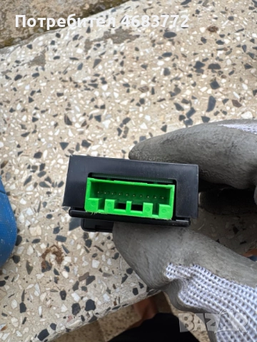 Бутон за регулиране нивото на фаровете на Range Rover Evoque само за 50лв. GJ32-11654-GB, снимка 3 - Части - 52808840