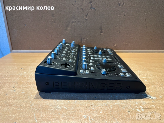 dj контролер "Behringer BCD3000 B-Control Deejay", снимка 7 - Ресийвъри, усилватели, смесителни пултове - 53302827