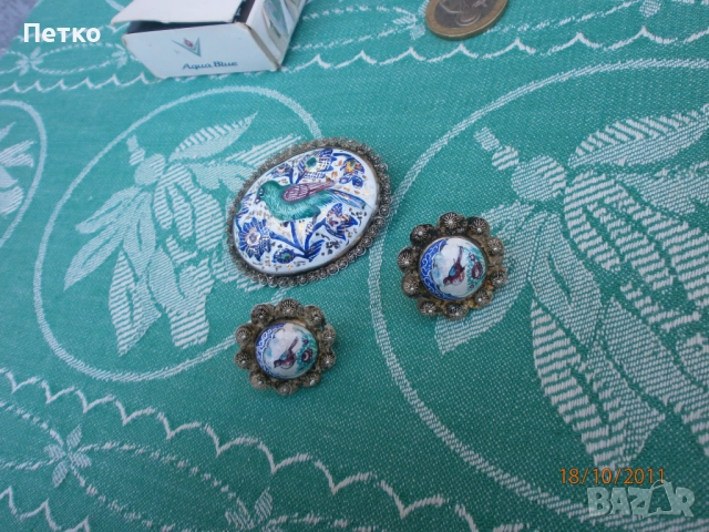 Автентичен комплект , снимка 11 - Антикварни и старинни предмети - 52606513