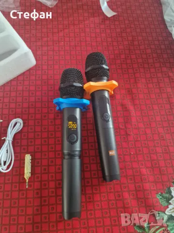 Динамични микрофони за караоке 2 бр. Безжични, снимка 3 - Микрофони - 48863263