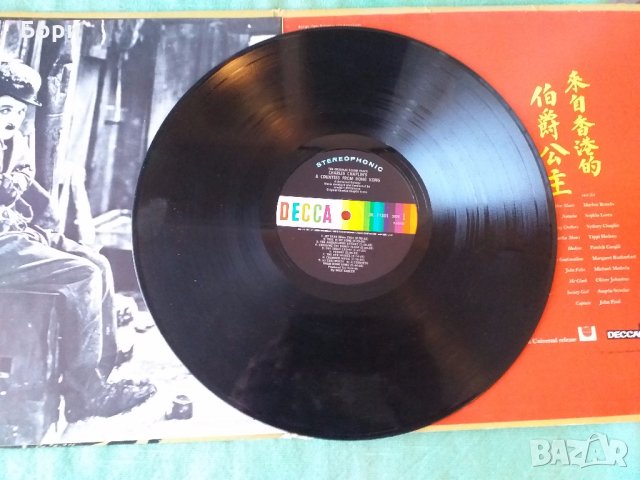  Charlie Chaplin’s A Countess From Hong Kong (Soundtrack) – Decca DL 71501, снимка 2 - Грамофонни плочи - 31557517
