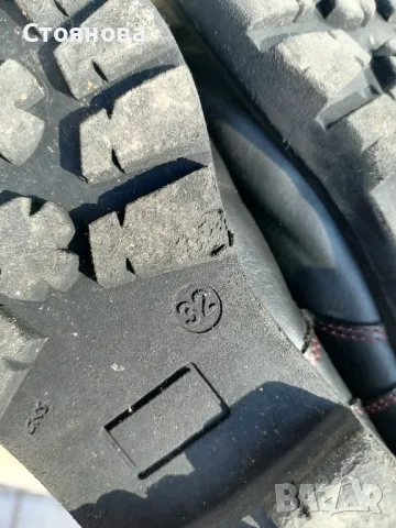 Зимни боти за момиченце 32 номер, снимка 4 - Детски боти и ботуши - 47934467