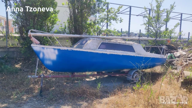 Продавам ветроходна яхта Орион 540, швертова 