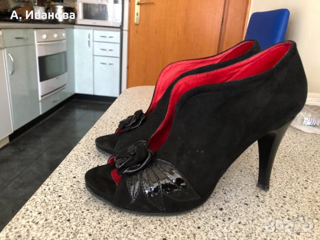Дамски обувки естествен велур, снимка 1