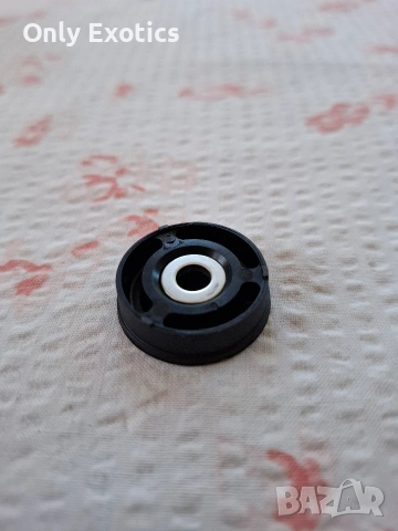 NAIM AUDIO CD5i клампа (puck) оригинал, снимка 2 - Аудиосистеми - 54318471