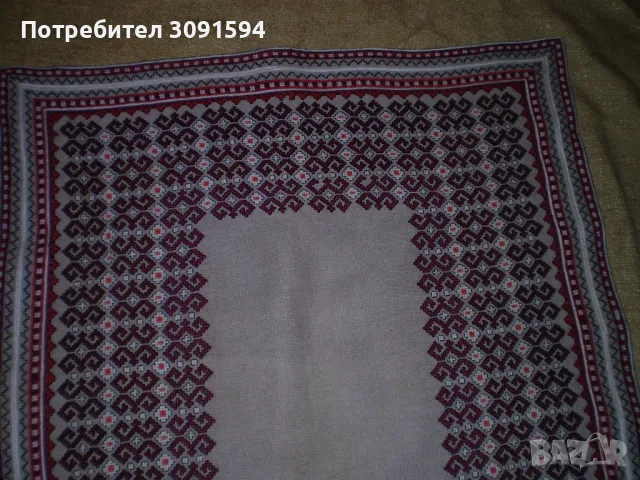 Ръчно бродирана ленена покривка за маса каре, снимка 3 - Други ценни предмети - 49441018