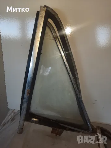 Предни странични триъглни стъкла за ГАЗ Волга ВАЗ или УАЗ, снимка 3 - Части - 49081659