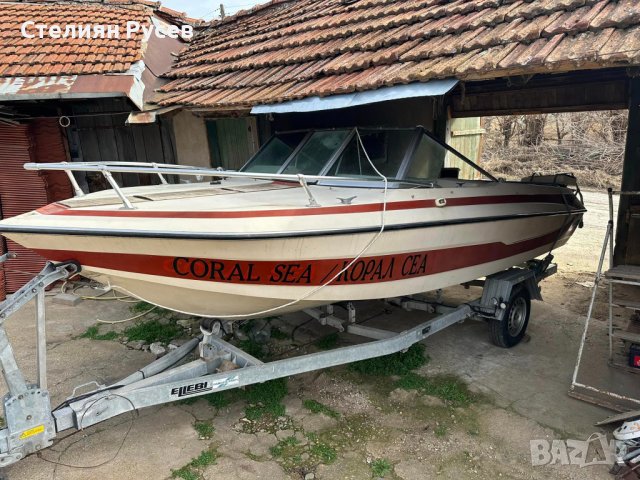 лодка с колесар coral sea - обща цена 12000 лв (само комплект)   - колесара е голям над 1т , с регис, снимка 1