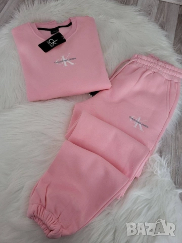 ватирани дамски екипи calvin klein jeans , снимка 3 - Спортни екипи - 51975494