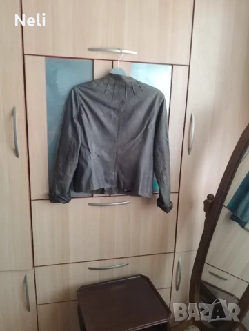 Дамско късо яке, снимка 3 - Якета - 50585027