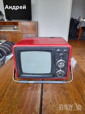 Стар телевизор Shiljalis 402D-1