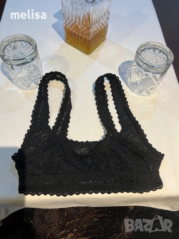 Victoria’s Secret дантелен топ, снимка 2 - Корсети, бюстиета, топове - 52164947