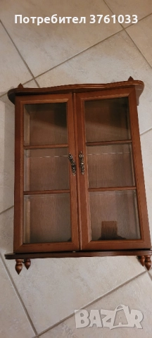 Шкафче/Витрина