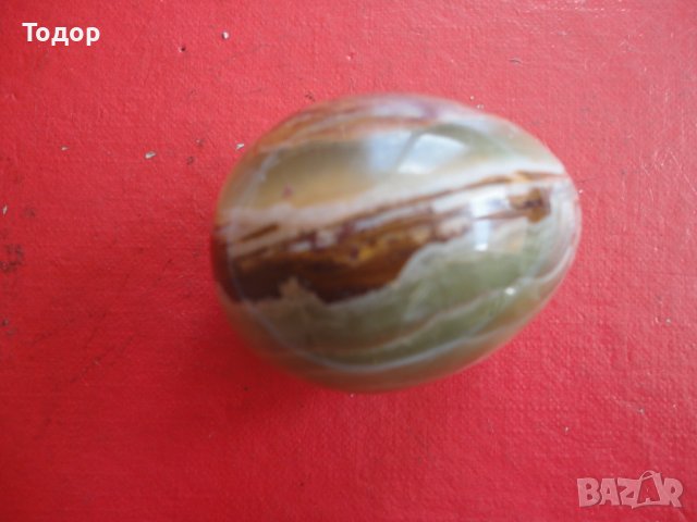 Яйце от полиран камък минерал 