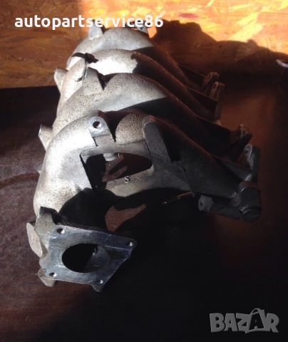 Всмукателен колектор за Nissan Almera Tino 1.8 (2004)