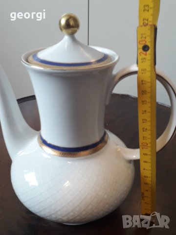 Немски порцеланов чайник с позлата , снимка 6 - Сервизи - 32104176