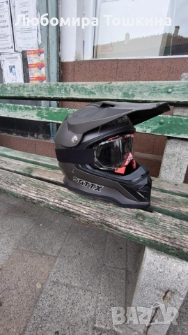 Каска за мотор , снимка 2 - Спортна екипировка - 52463091