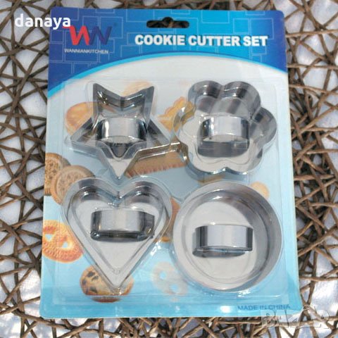 1721 Комплект рингове за оформяне на салати гарнитури ястия десерти, 4 броя, снимка 12 - Форми - 30321452