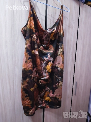 Дамска рокля 