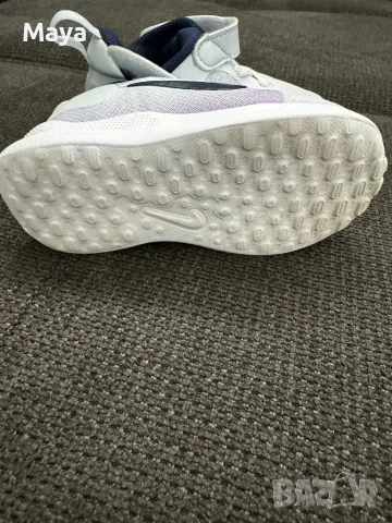  Маратонки Nike Revolution 7, снимка 3 - Детски маратонки - 48828406