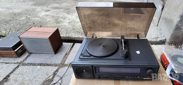 Грамофон Кантата 4, снимка 2 - Грамофони - 52830247