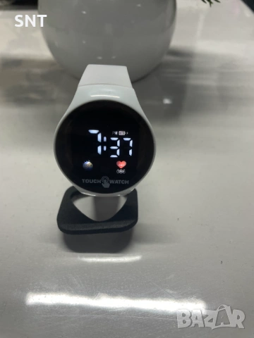Смарт часовник с тъч