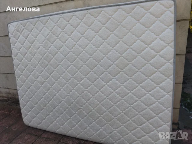 Продавам матрак 