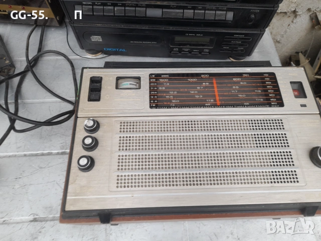 Радио апарати.ВЕФчета, снимка 7 - Антикварни и старинни предмети - 53193646