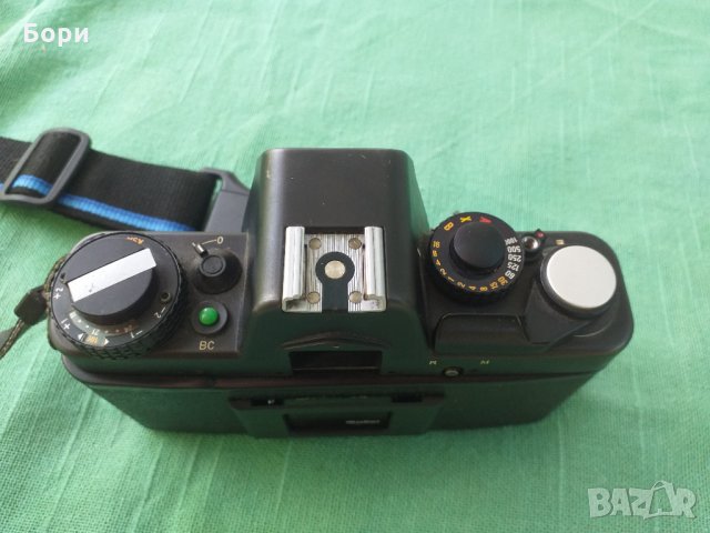 Rolleiflex SL35 E 35mm Фотоапарат, снимка 4 - Фотоапарати - 33703900