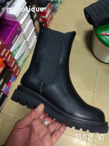 Дамски полу ботушки хит модел, снимка 1