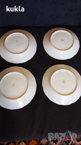 Порцеланови чиний , снимка 5 - Чинии - 54138567