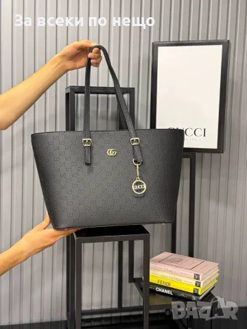 Gucci Голяма Дамска Чанта Тип Шопър С Монограм Дълги Дръжки И Златен Метален Акцент Код SEM-729, снимка 3 - Чанти - 55973832