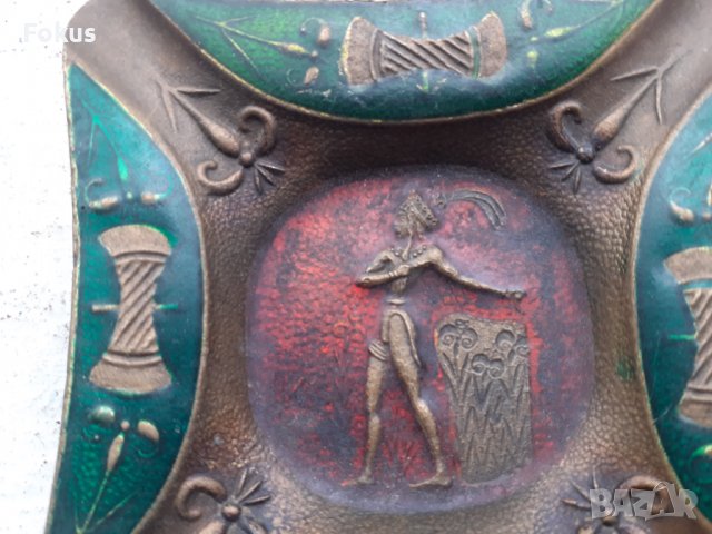 Масивен малък пепелник бронз и емайл, снимка 3 - Антикварни и старинни предмети - 40113194