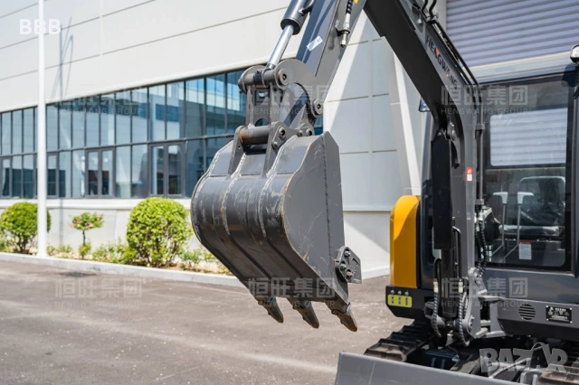 Продавам багер Hengwang HW 26, снимка 11 - Индустриална техника - 53217164