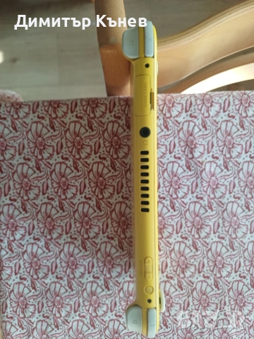 Nintendo Switch Lite, снимка 5 - Nintendo конзоли - 54223792