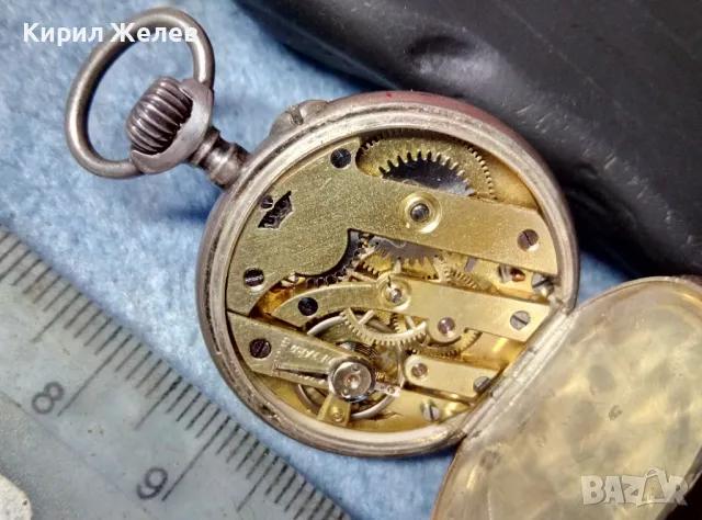 Стар ШВЕЙЦАРСКИ СРЕБЪРЕН ДЖОБЕН ЧАСОВНИК с КРАСИВА РЕТРО ОРНАМЕНТИКА ФУНКЦИОНИРАЩ 47690, снимка 18 - Антикварни и старинни предмети - 48288544