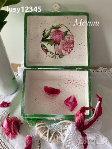 Кутия чантичка-Пролетни божури!, снимка 3 - Декорация за дома - 50381993