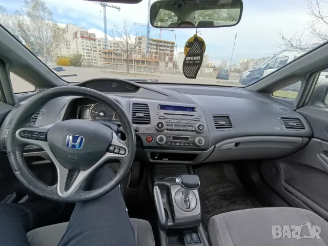 Honda Civic VIII Sedan Hybrid IMA, снимка 11 - Автомобили и джипове - 49998087