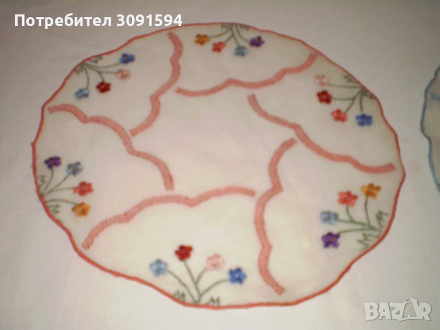 2 стари ретро салфетки от 30-те години на миналия век, ръчно бродирани, снимка 5 - Други ценни предмети - 42275494