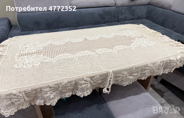 Ръчно плетени покривки за маса