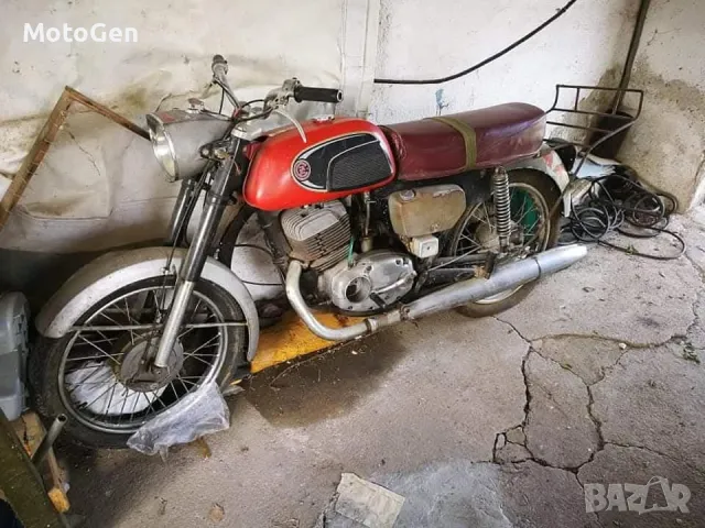 Изкупувам Чз и Ява и други мотоциклети 