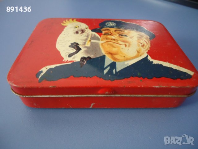 Стара  рядка и красива ламаринена кутия за тютюн или цигари, снимка 3 - Колекции - 38039349