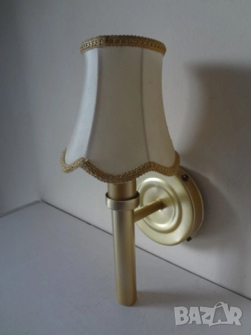 Аплик за стена, снимка 2 - Лампи за стена - 53078648