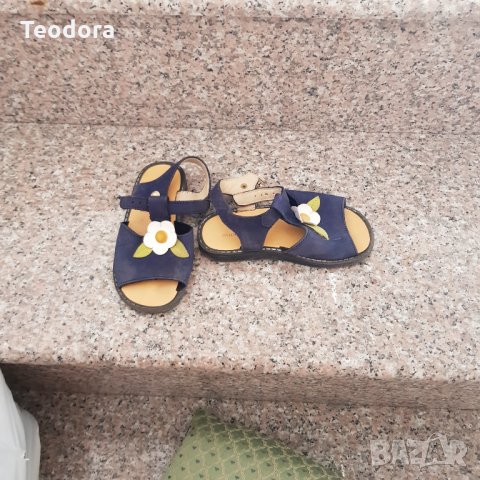 Детски сандали, снимка 4 - Детски сандали и чехли - 31797283
