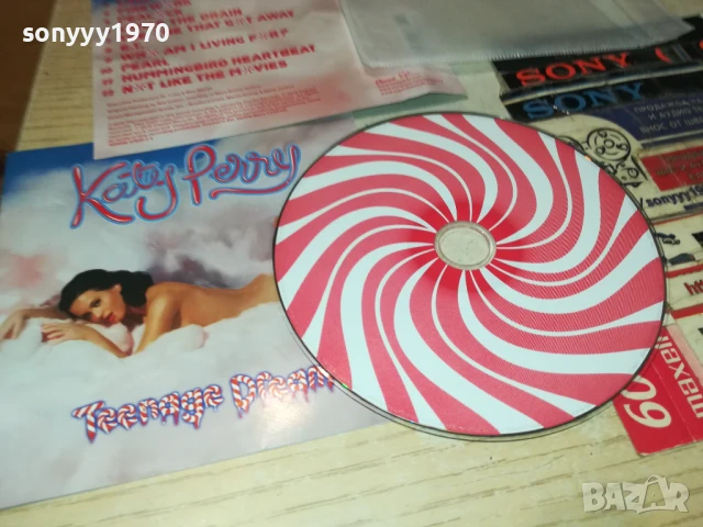 KATY PERRY CD-ВНОС GERMANY 0907250939, снимка 7 - CD дискове - 50958682