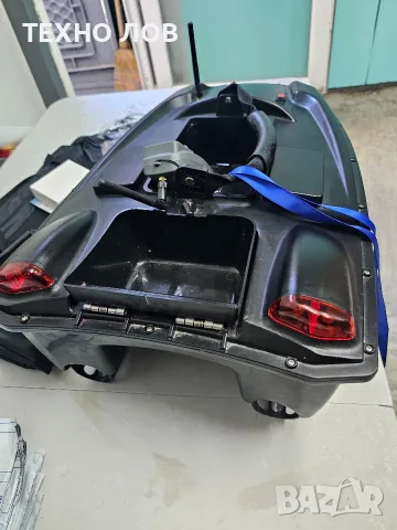 Лодка за захранка KAТАМАРАН V888

, снимка 3 - Такъми - 55748339